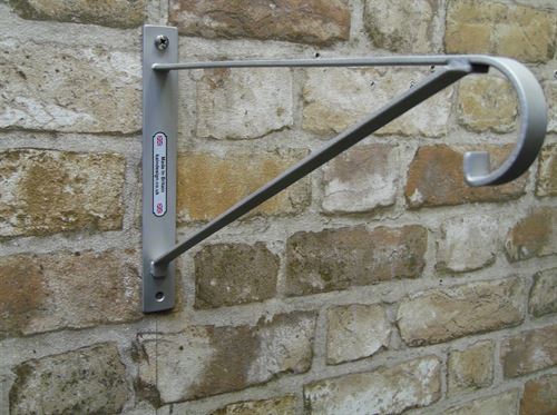 minimal stainless steel hanging basket bracket