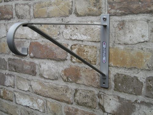 minimal stainless steel hanging basket bracket